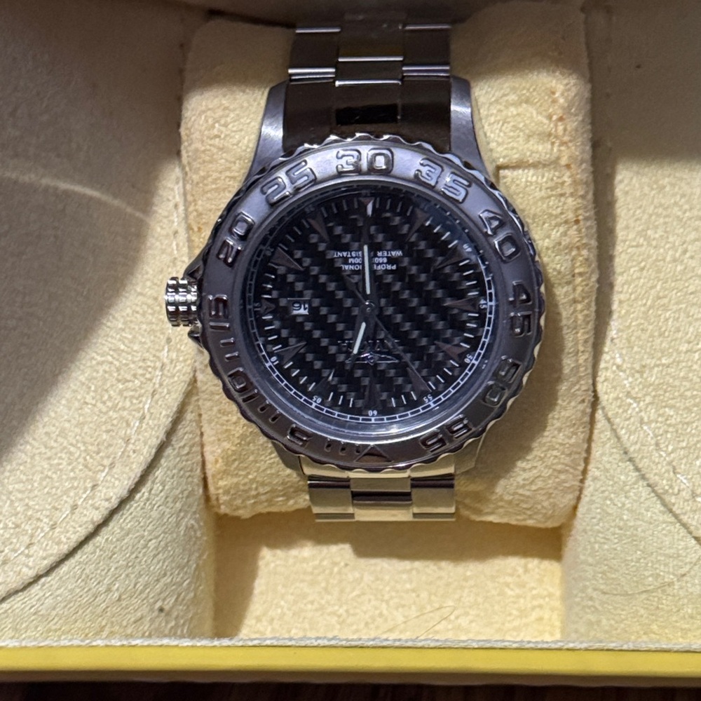 Stainless Steel Sport Watch with Black Carbon Fiber Dial